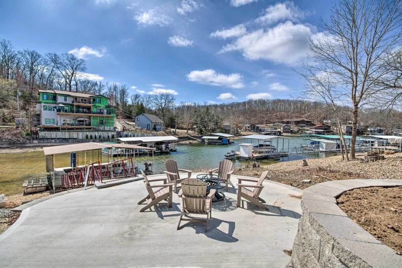 Lakefront Rocky Mount Home With Dock And Fire Pit ภายนอก รูปภาพ